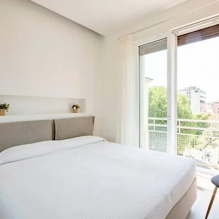 شقة - Duomo And Navigli, Bright With Balcony