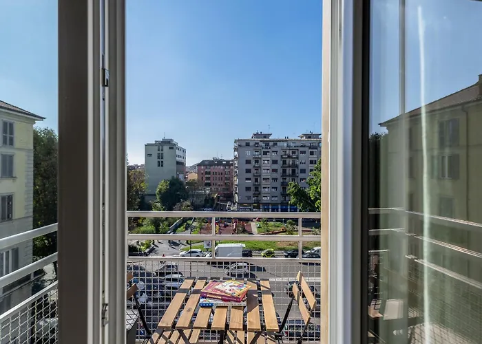 - Duomo And Navigli, Bright With Balcony * Milan